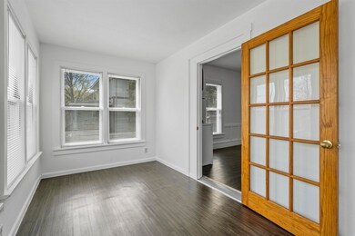 1409 Washington St unit A & B, Cedar Falls, IA 50613 - photo 5