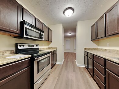 2364 Blackthorn Dr, Franklin, IN 46131 - photo 5