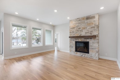 1015 S 90th Ct, Omaha, NE 68114 - photo 5