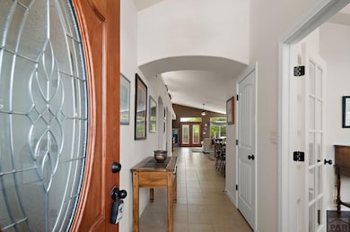 934 Aspencrest Dr, Pueblo, CO 81005 - photo 2