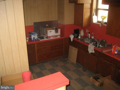 101 E Grant St, McAdoo, PA 18237 - photo 7