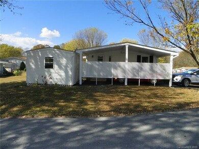 221 Cranbrook Cir unit 19, Hendersonville, NC 28792 - photo 6