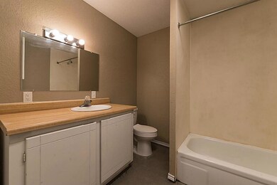 180 Holly Ct, Vidor, TX 77662 - photo 6