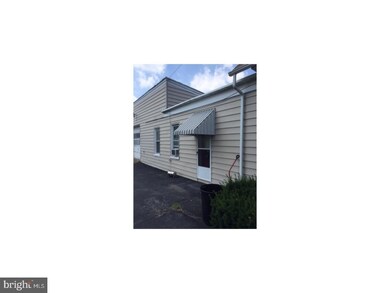 3430 Earl St, Reading, PA 19605 - photo 6