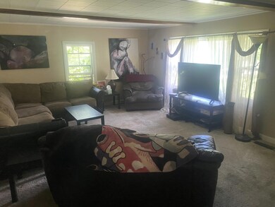 32 Railroad St, Skowhegan, ME 04976 - photo 2