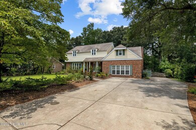 327 Plantation Dr, New Bern, NC 28562 - photo 6