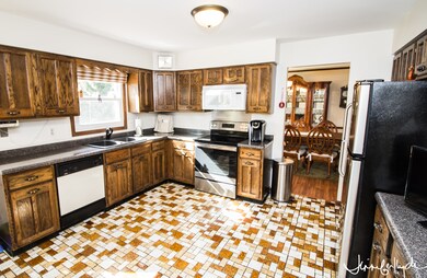 1305 Zange Dr, Algonquin, IL 60102 - photo 3