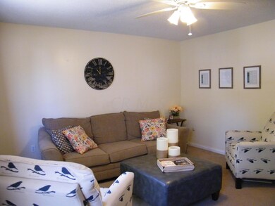 2671 Dellworth St, Columbus, OH 43232 - photo 3