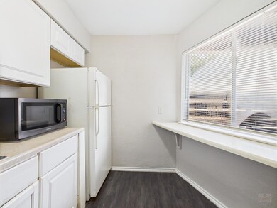 1840 Burton Dr unit 141, Austin, TX 78741 - photo 5