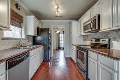 920 Wade Dr, Bedford, TX 76022 - photo 7