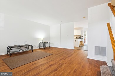 4952 Lockard Dr, Owings Mills, MD 21117 - photo 5