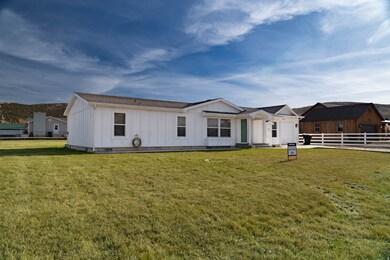 216 S 100 W, Laketown, UT 84038 - photo 2