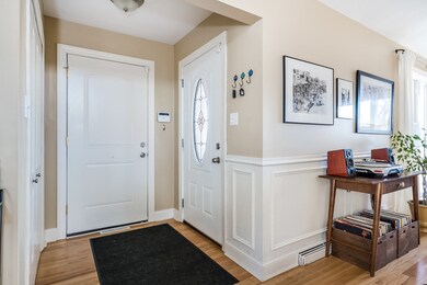 340 E Huntington Ln, Elmhurst, IL 60126 - photo 3