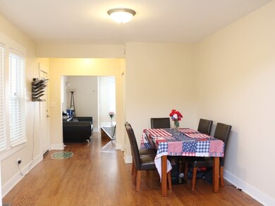 6449 N Fairfield Ave, Chicago, IL 60645 - photo 5