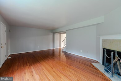 13014 Midsummer Ln, Bowie, MD 20715 - photo 5