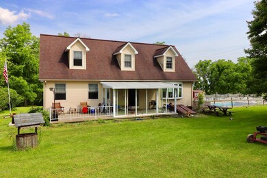 126 Huffman Ln, Muncy, PA 17756 - photo 2