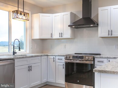 613 5th St, Luray, VA 22835 - photo 5