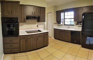 8009 Fountain Ave, Tampa, FL 33615 - photo 5