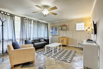 2513 Driscoll St unit 3, Houston, TX 77019 - photo 3