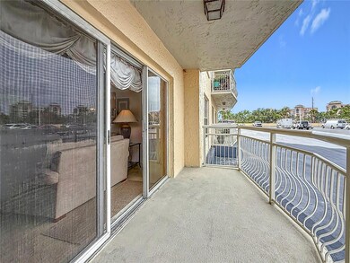 Yorkshire House unit 211, Saint Petersburg, FL 33715 - photo 7