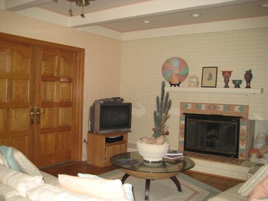 791 Strawberry Hill Rd E, Columbus, OH 43213 - photo 6