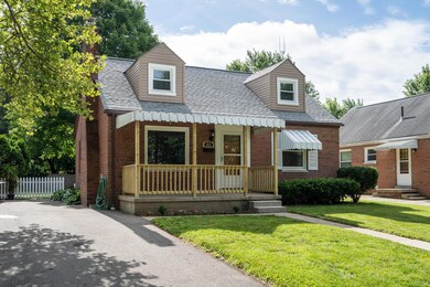 852_McClain_Rd_Columbus_27