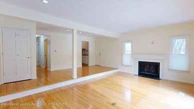 14-web-or-mls-1850 Burcham Dr (14)