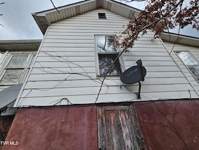 204 High Ave NE, Coeburn, VA 24230 - photo 7