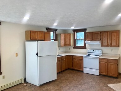 463 Daniel Webster Hwy, Plymouth, NH 03264 - photo 4