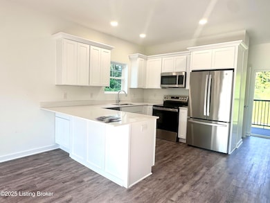 7102 Park Vue Dr, Crestwood, KY 40014 - photo 4