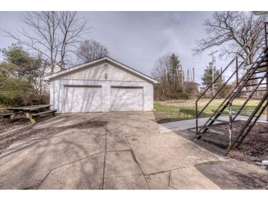 1305 E Unaka Ave, Johnson City, TN 37601 - photo 3