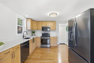 Kitchen with side entry to the driveway