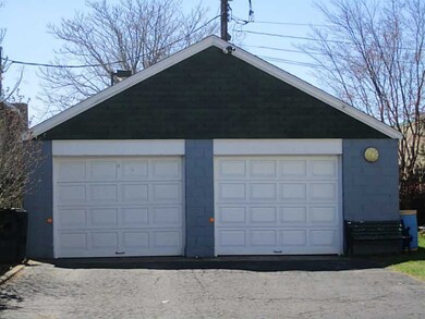 25 Walnut St unit 27, Central Falls, RI 02863 - photo 2