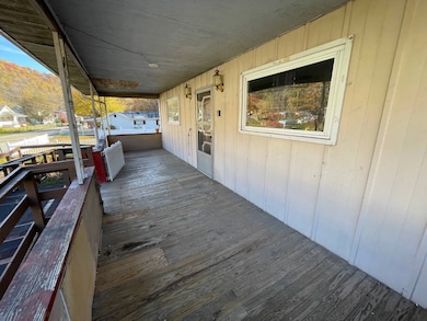 394 Campbells Creek Dr, Charleston, WV 25306 - photo 6