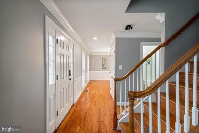 15511 Yorktown Dr, Dumfries, VA 22025 - photo 3