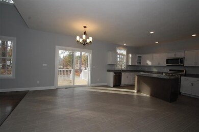 4 Mcintosh Ct unit 54, Merrimack, NH 03054 - photo 3