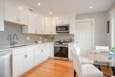 24 Hillcrest Cir unit 24, Watertown, MA 02472 - photo 6