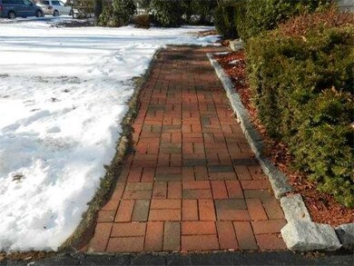 5 Ballou Rd, Hopedale, MA 01747 - photo 2