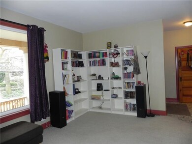 5861 Douglas St, Pittsburgh, PA 15217 - photo 6