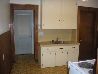 34 Lucille St, Providence, RI 02908 - photo 4