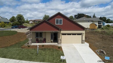 504 NE Fern Ave, Dallas, OR 97338 - photo 3