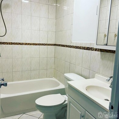 561 Walnut St unit 1, Elizabeth, NJ 07201 - photo 7