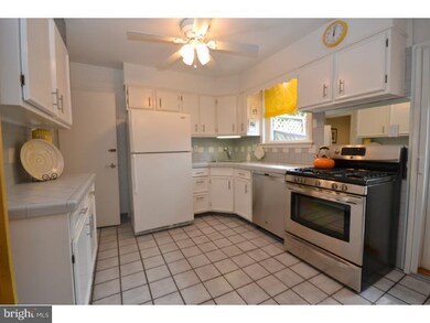 164 W Plumstead Ave, Lansdowne, PA 19050 - photo 7