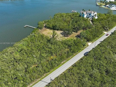 250 Live Oak Dr, Vero Beach, FL 32963 - photo 2