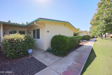 10518 W Highwood Ln, Sun City, AZ 85373 - photo 7