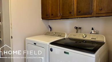 719 N Saginaw St, Owosso, MI 48867 - photo 5