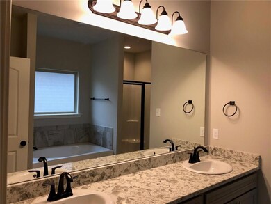 4705 Park Shore Dr, Marrero, LA 70072 - photo 4