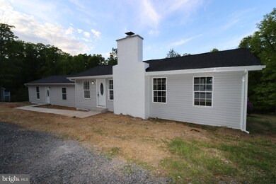 1212 Pine Ridge Dr, Front Royal, VA 22630 - photo 2