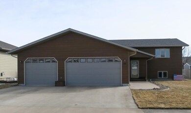708 Kennedy Loop