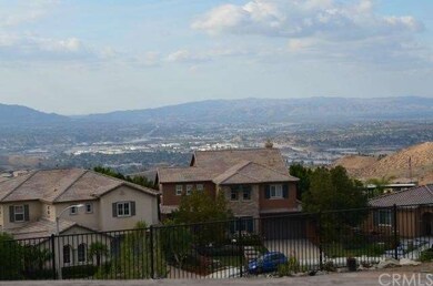 16604 Golden Bluff Loop, Riverside, CA 92503 - photo 5